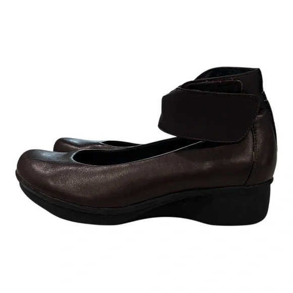 Dansko Lulu Dark Brown Leather Mary Janes Ankle Strap Wedges Size - Picture 4 of 16